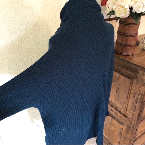 ⭐️CLEARANCE⭐️FREE PEOPLE 🌿💙 - Picture 5 of 6